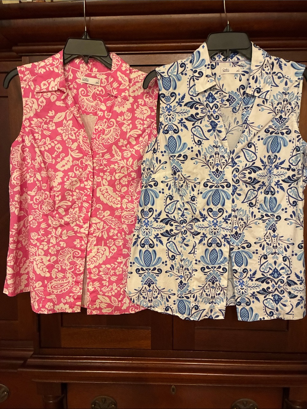 croft & barrow Sleeveless Collared Floral Tops - Pink and White with Blue